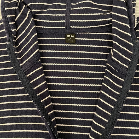 🐶Uniqlo Ladies Navy Striped Hoodie Small - Picture 2 of 7